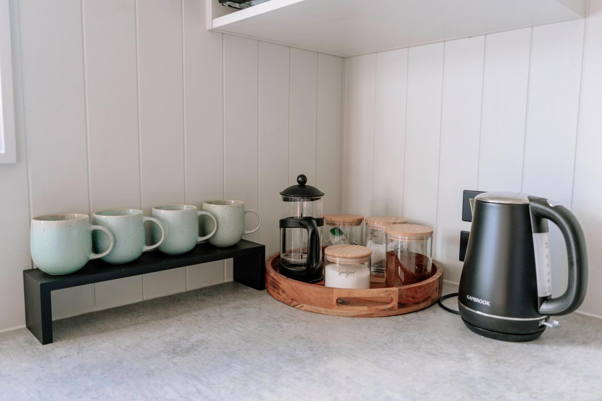 Mountain Cabin - Central, Cosy And Cute With Views Wanaka Extérieur photo