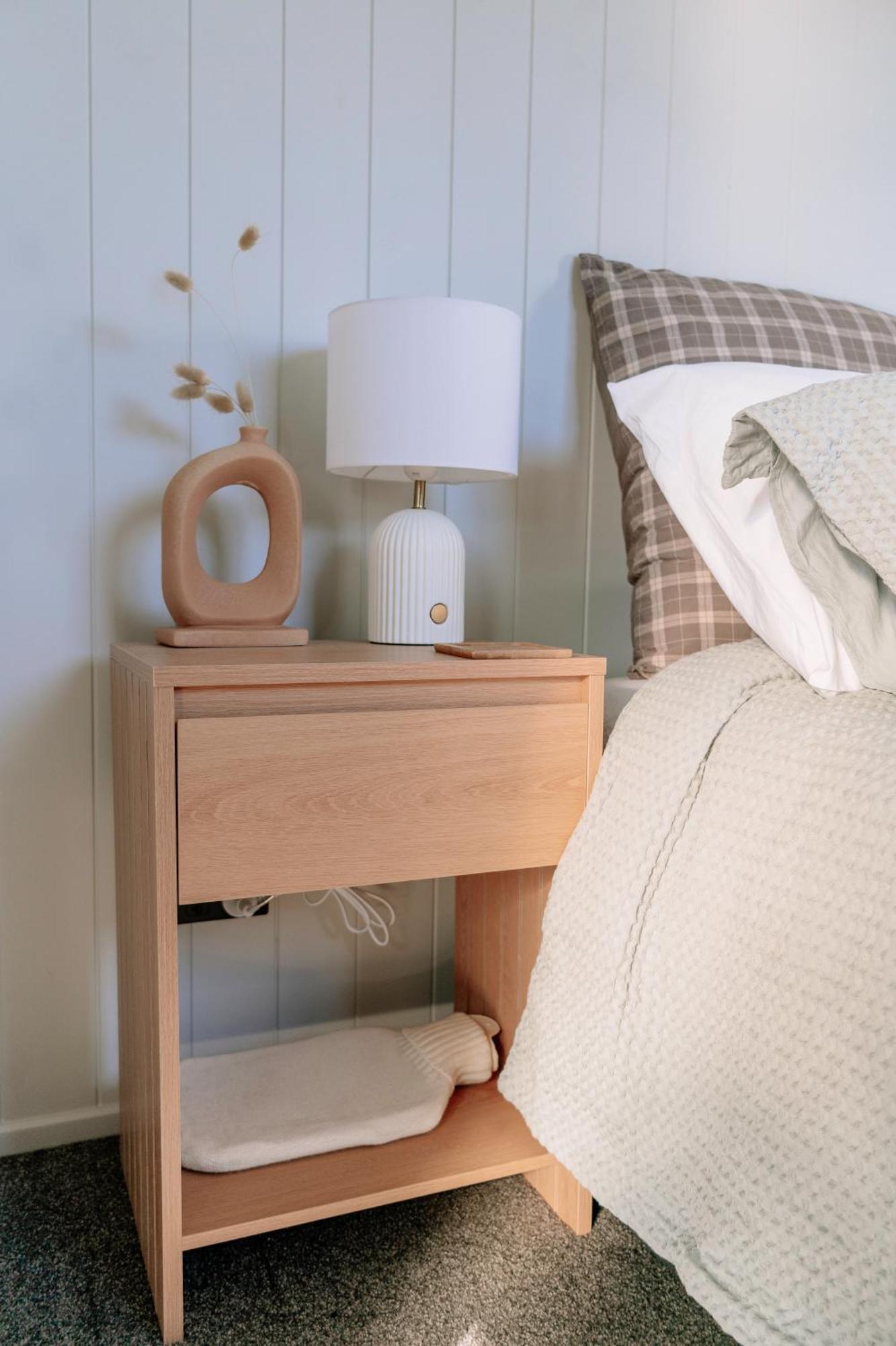Mountain Cabin - Central, Cosy And Cute With Views Wanaka Extérieur photo