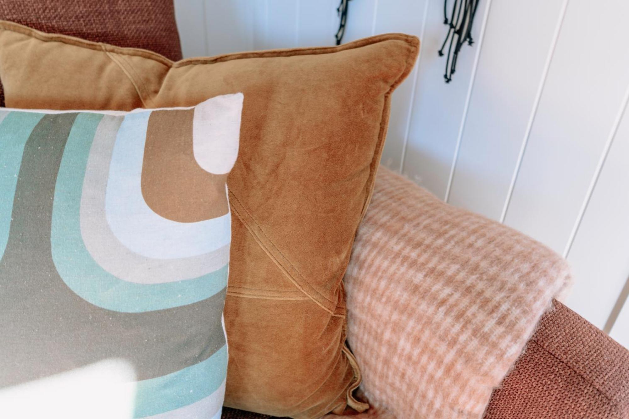 Mountain Cabin - Central, Cosy And Cute With Views Wanaka Extérieur photo