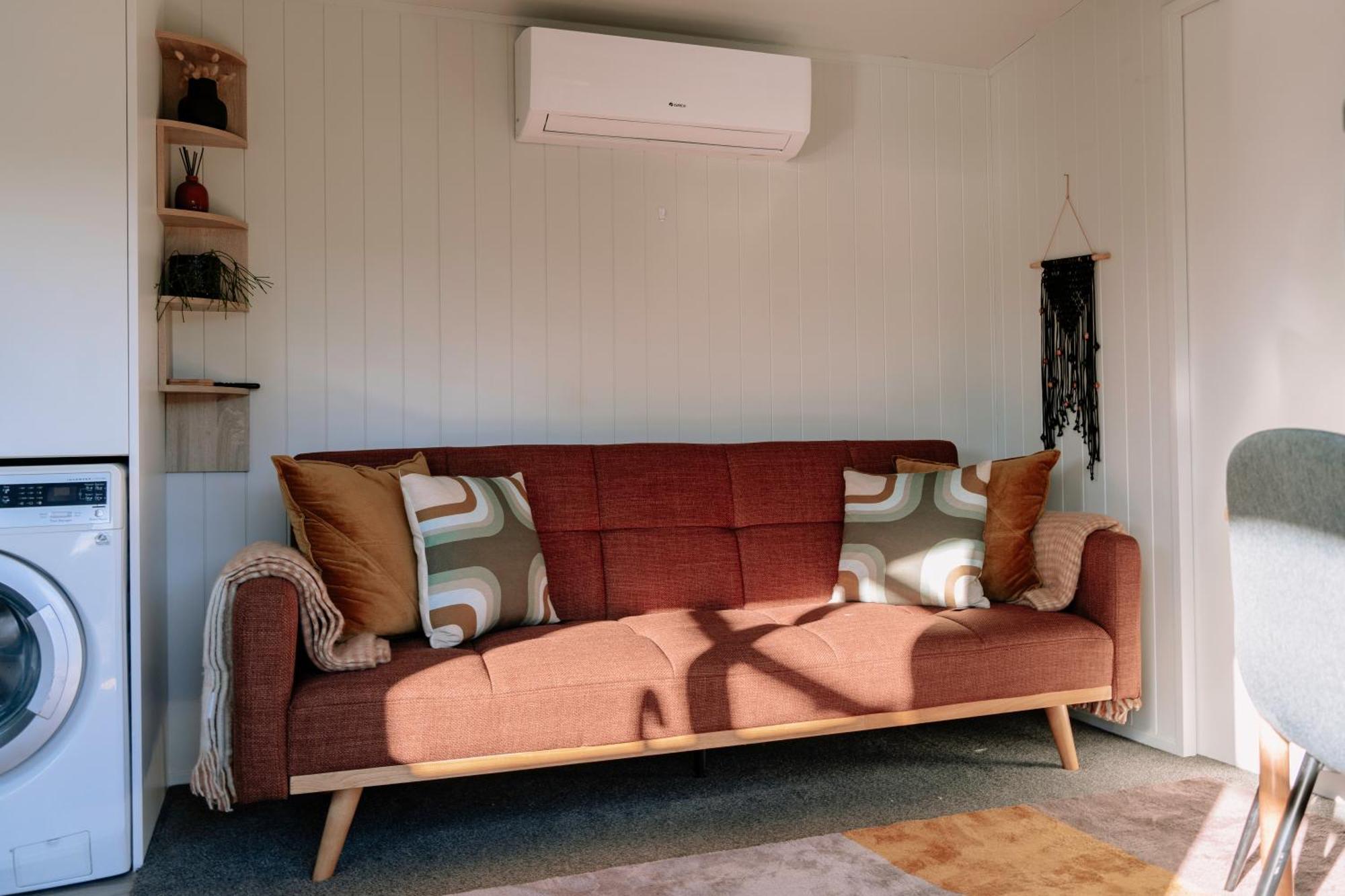 Mountain Cabin - Central, Cosy And Cute With Views Wanaka Extérieur photo